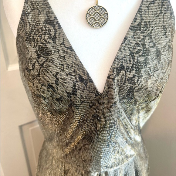 Black and Gold Lame Jacquard Cocktail Dress by Dress the Population - Picture 5 of 6